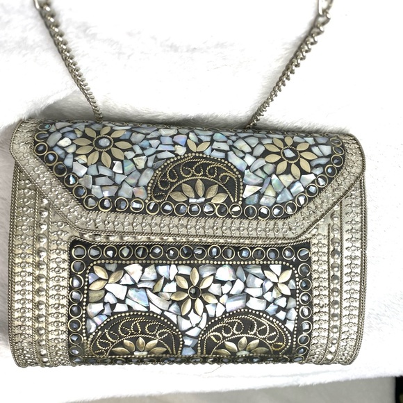Vintage Mosaic Silver and Mother of Pearl Clutch with Chain Strap - Picture 6 of 9